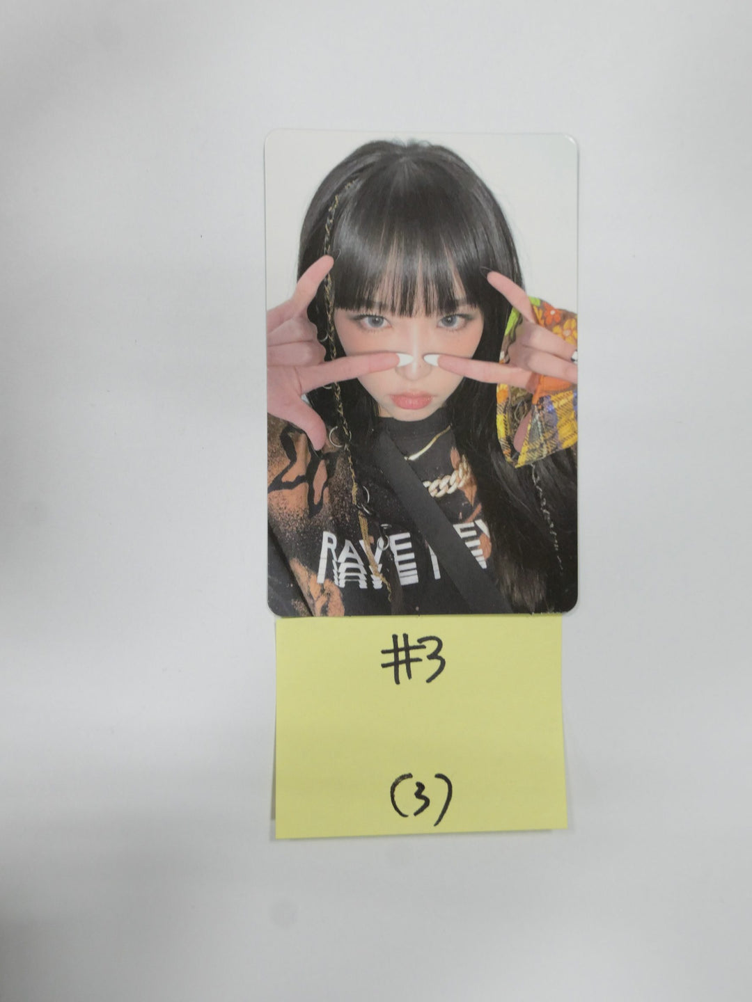 YENA "ˣ‿ˣ (SMiLEY)" - Official Photocard [HERO Ver]
