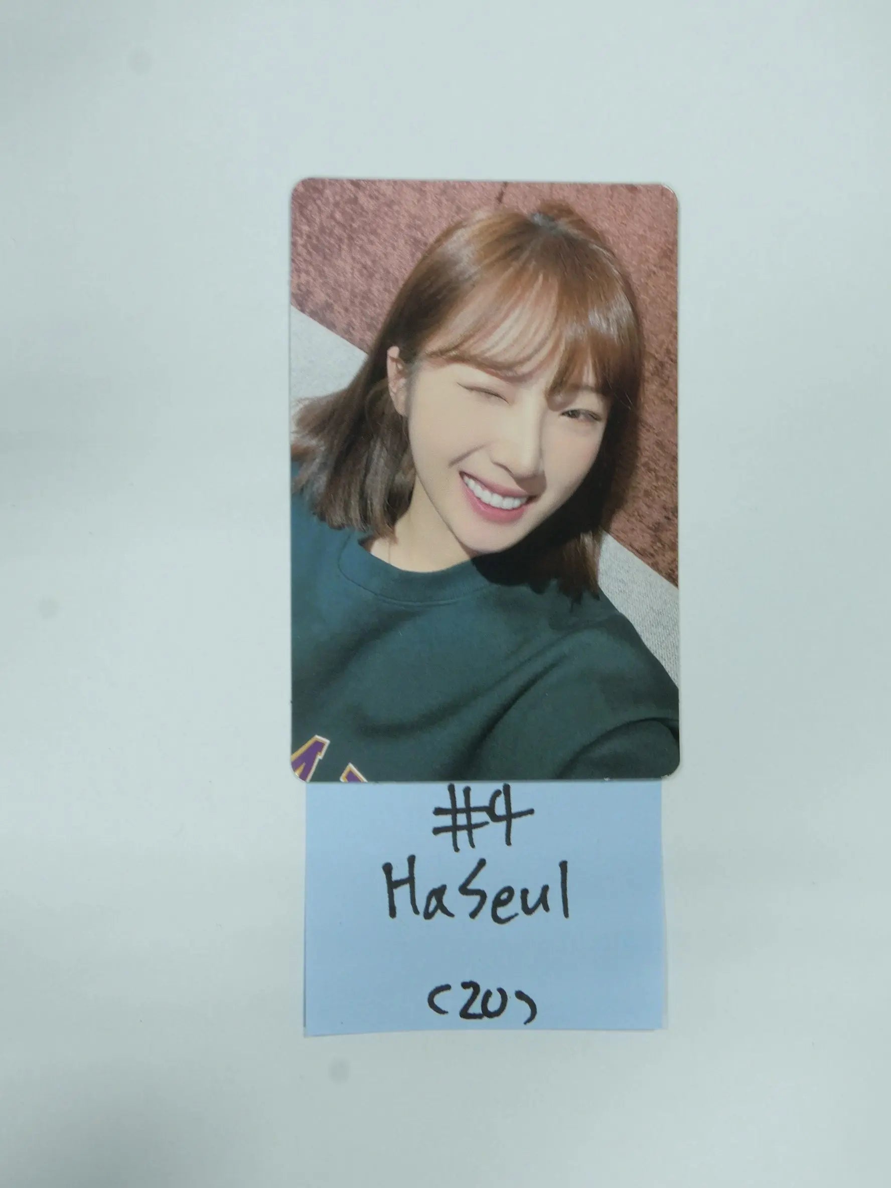 LOONA loonaverse concert オリビアへ　サイン　トレカ Loona Concert Loonaverse From Trading Photo Card | eBay