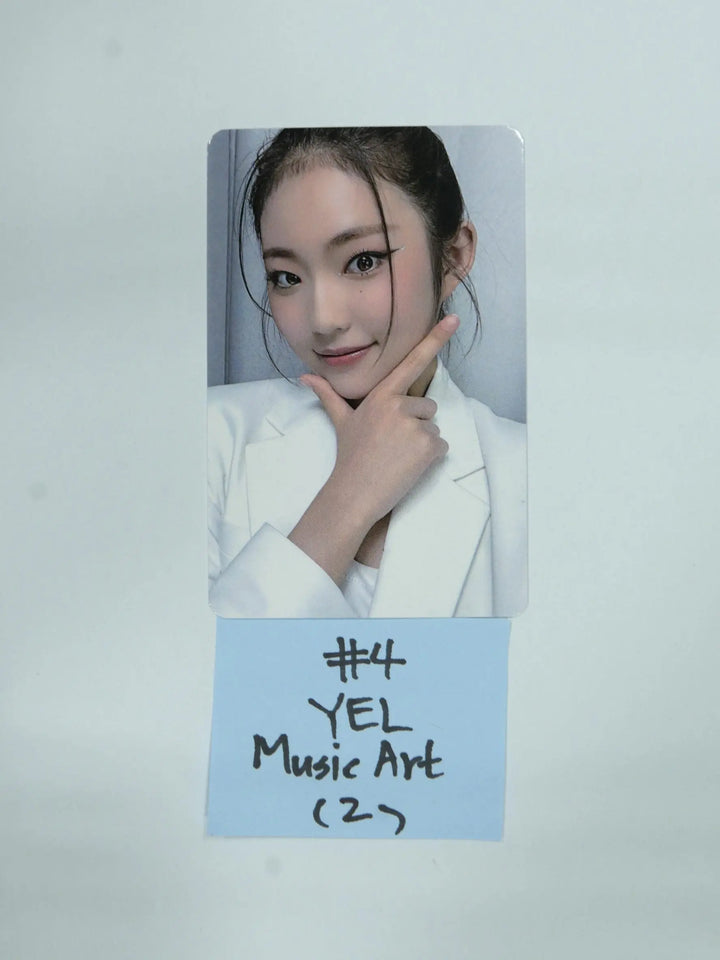 H1-KEY 'ATHLETIC GIRL' - Musicart Fansign Event Photocard - HALLYUSUPERSTORE