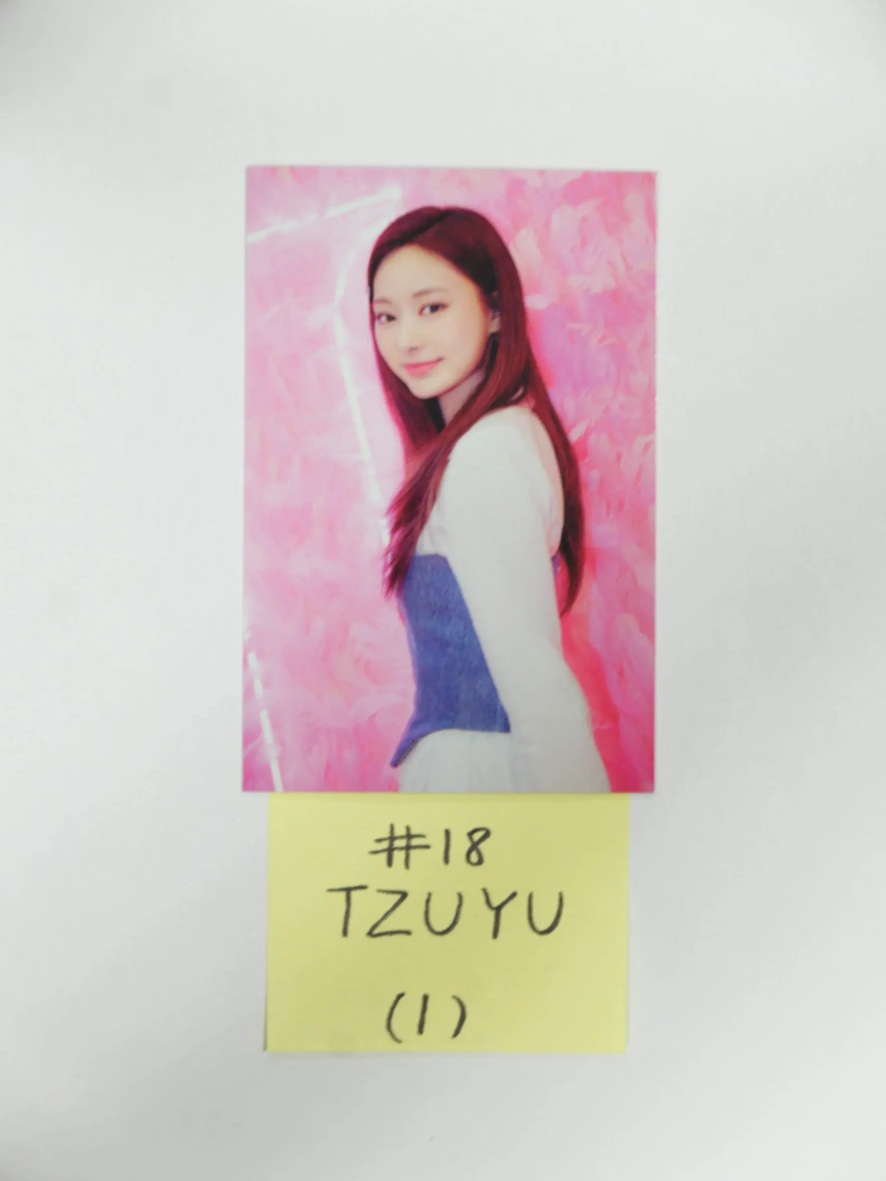 TWICE '2022 4th World Tour III' - Official Trading Card