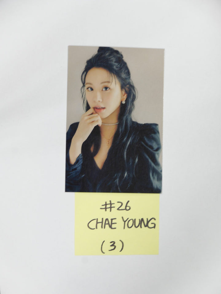 TWICE '2022 4th World Tour III' - Official Trading Card (2)