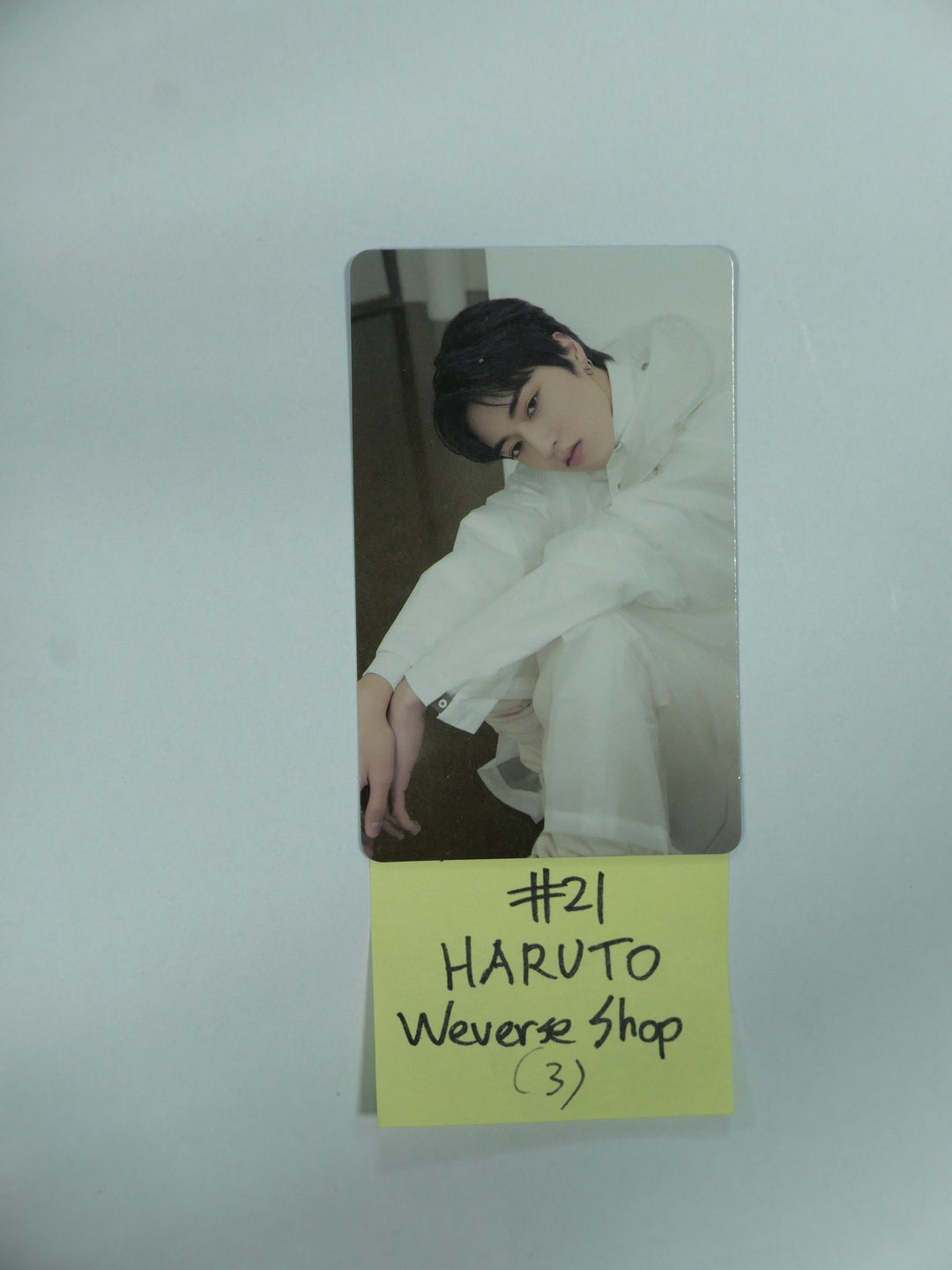 Treasure 'THE SECOND STEP : CHAPTER ONE' - Weverse Shop Pre-Order Benefit Hologram Photocard