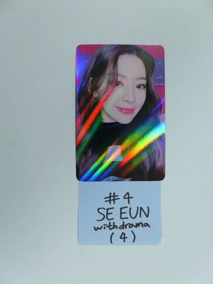 StayC 'YOUNG-LUV.COM' - Withdrama Pre-Order Benefit Hologram Photocard