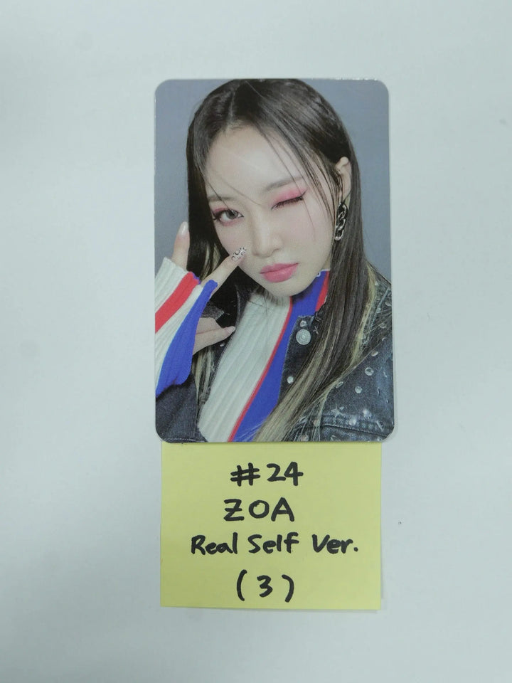 Weeekly "Play Game : AWAKE" - Official Photocard (Real self Ver.) - HALLYUSUPERSTORE