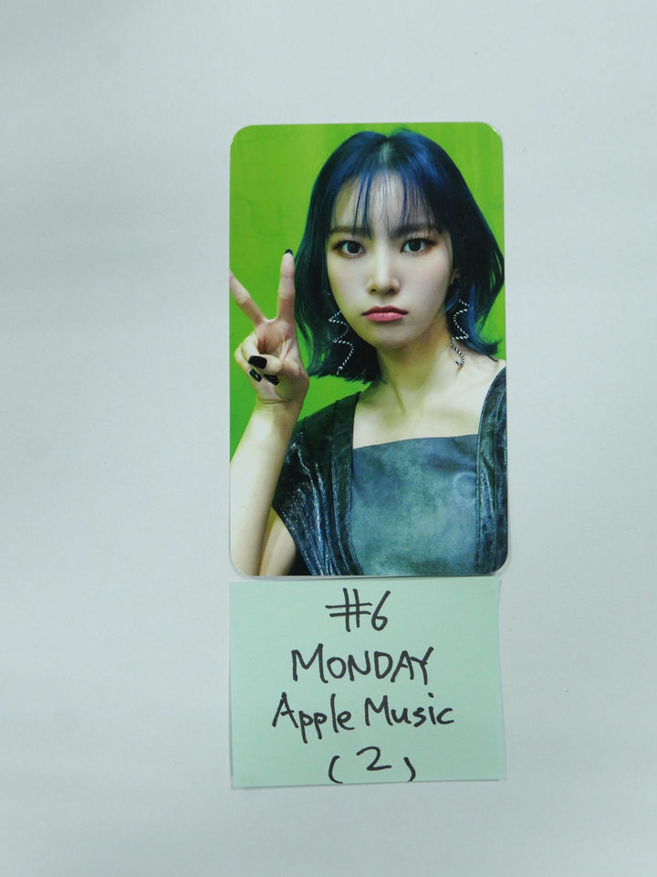 Weeekly "Play Game : AWAKE" - Apple Music Luckydraw Event Photocard