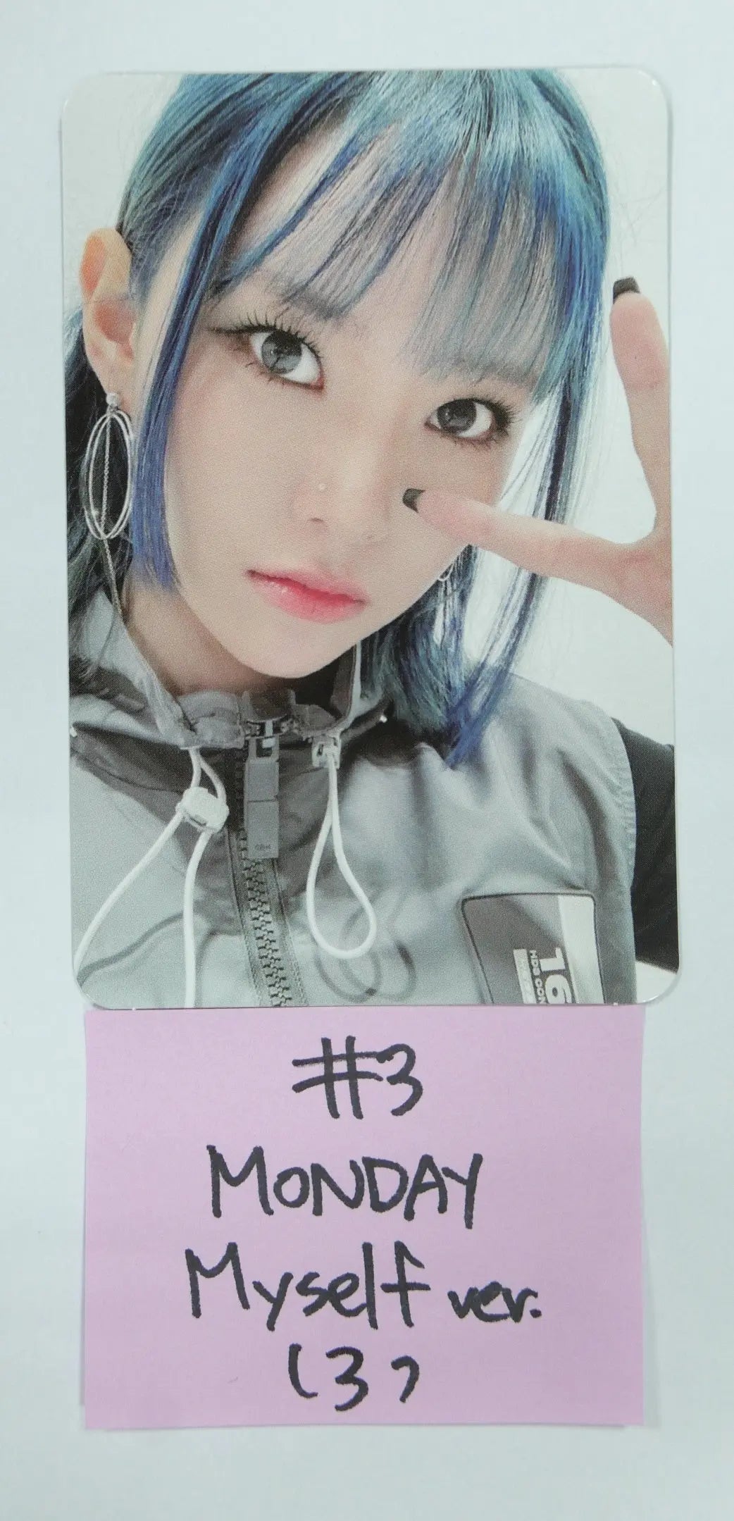 Weeekly "Play Game : AWAKE" - Official Photocard [Monday, Park so eun] - HALLYUSUPERSTORE