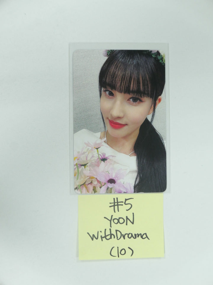 StayC 'YOUNG-LUV.COM' - Withdrama Fansign Event Photocard