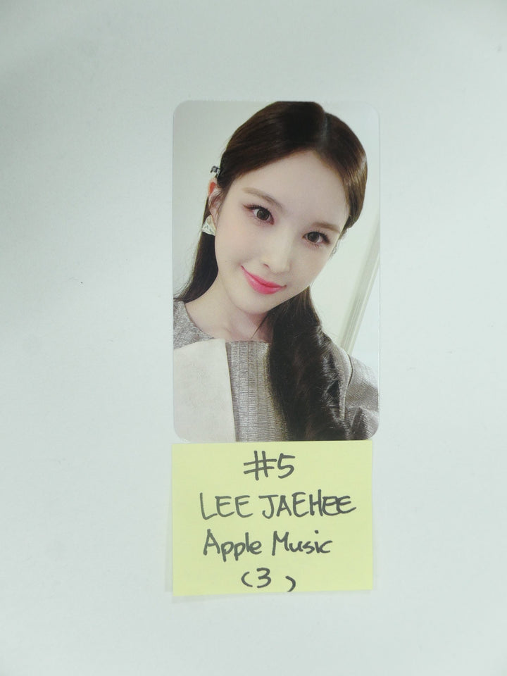 Weeekly "Play Game : AWAKE" - Apple Music Fansign Event Photocard