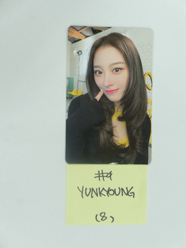 Rocket Punch 'Yellow Punch' - Official Photocard