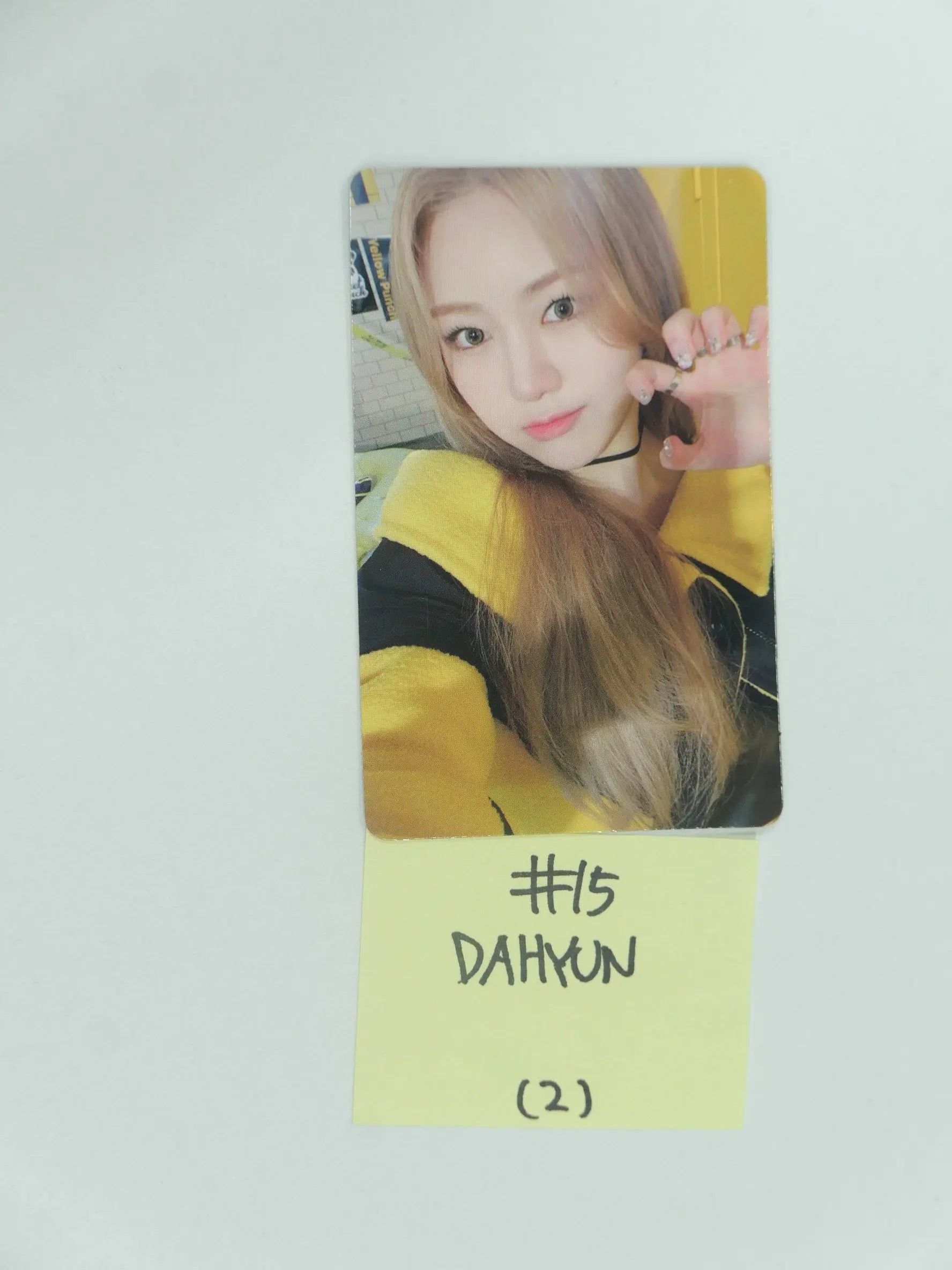 ROCKET PUNCH ユニット トレカ Rocket Punch 'Yellow Punch' - Official Photocard - HALLYUSUPERSTORE